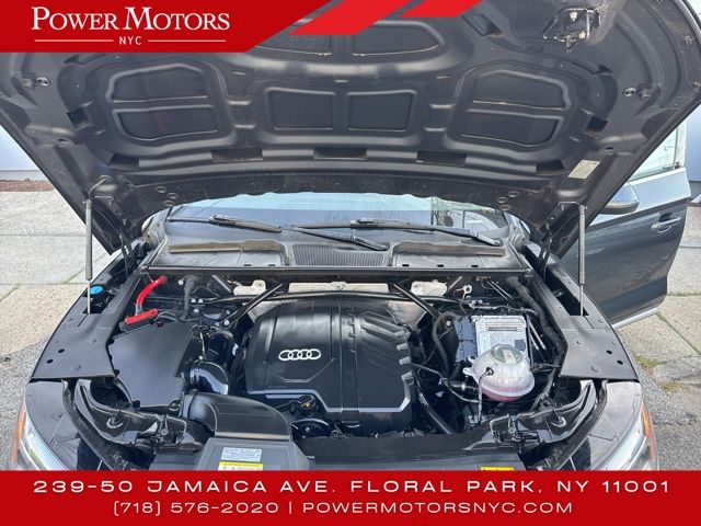 Vehicle image 44 of 45