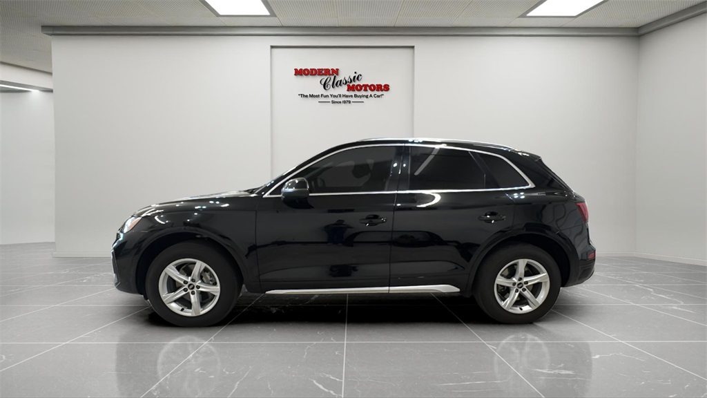 Vehicle image 8 of 29