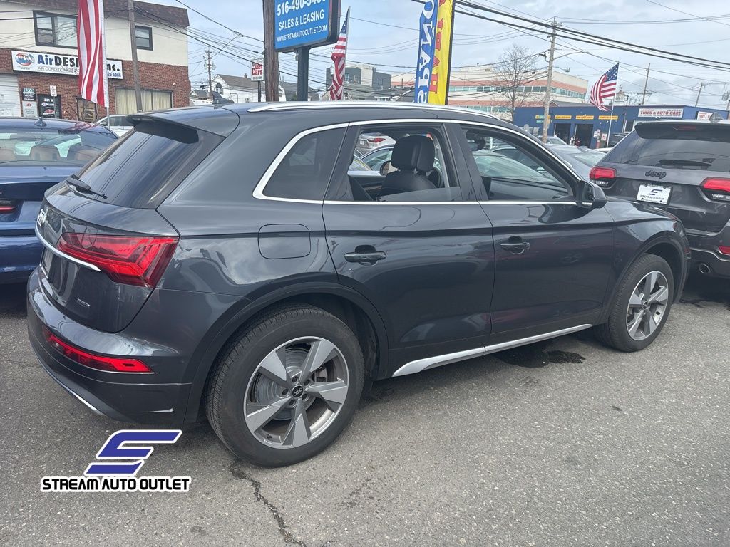 Vehicle image 5 of 37