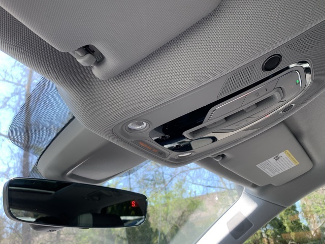 Vehicle image 40 of 46