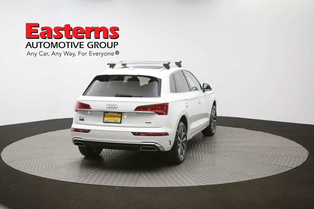 Vehicle image 22 of 63