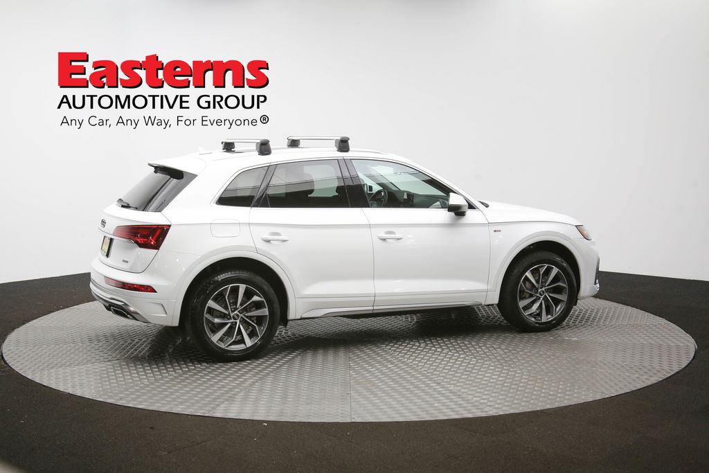 Vehicle image 21 of 63