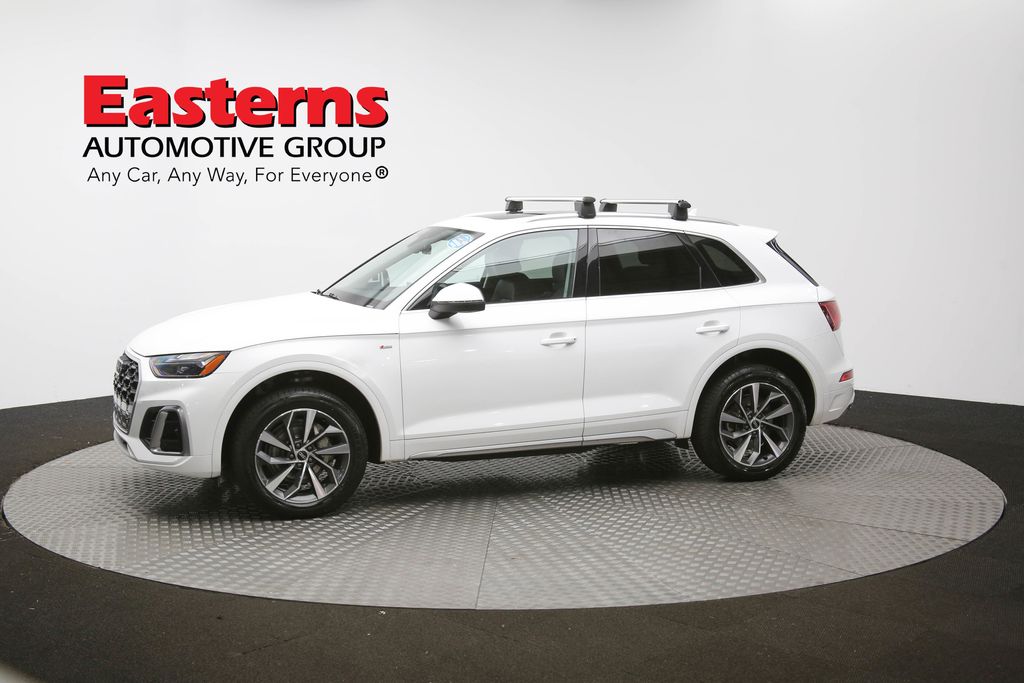 Vehicle image 4 of 63