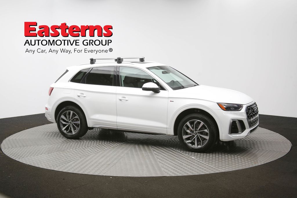 Vehicle image 10 of 63