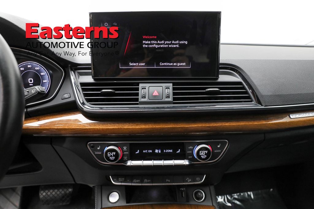 Vehicle image 42 of 63