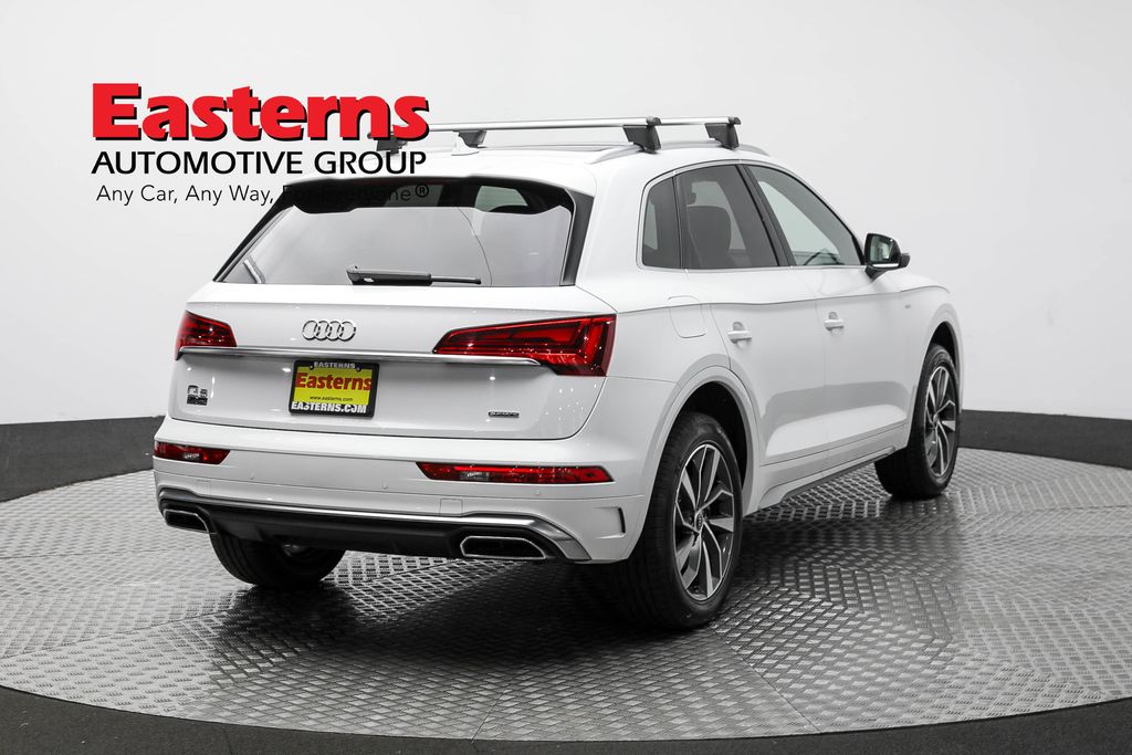 Vehicle image 25 of 63