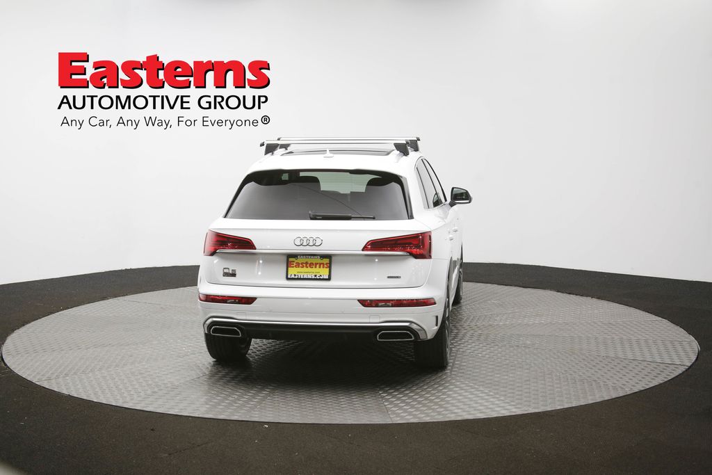 Vehicle image 26 of 63