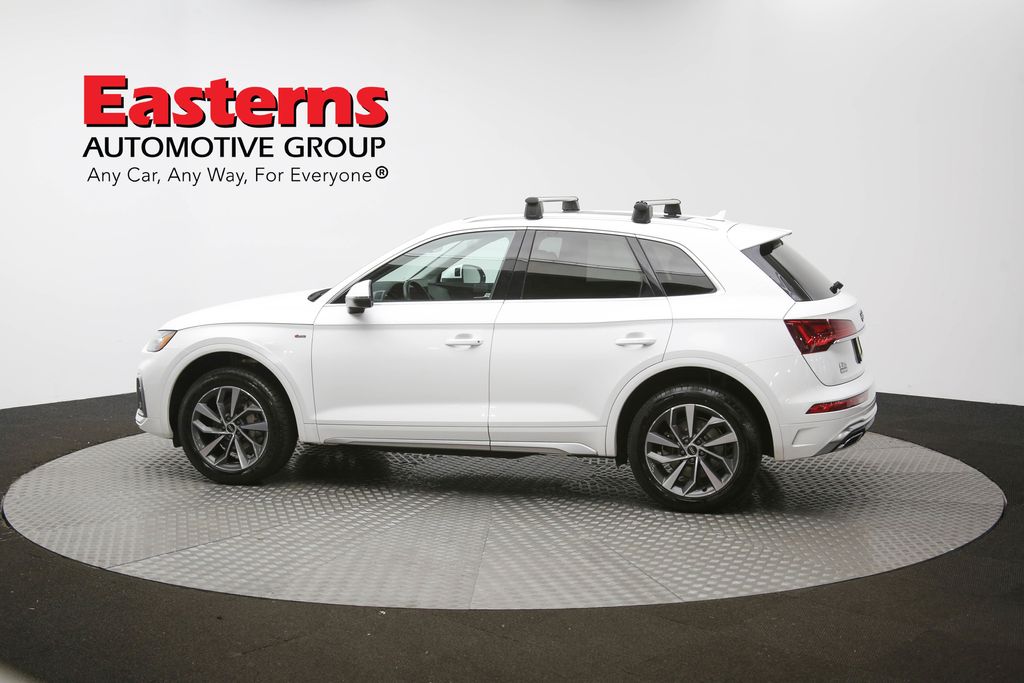 Vehicle image 34 of 63