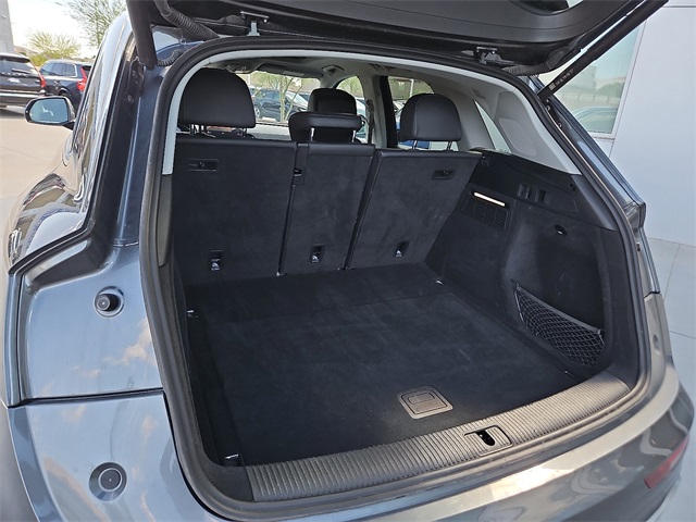 Vehicle image 11 of 25