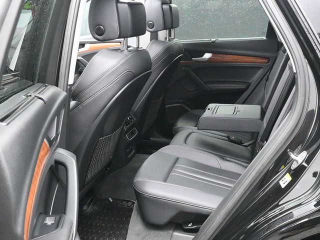 2023 Audi Q5 S Line Premium Plus Image 33 of 54