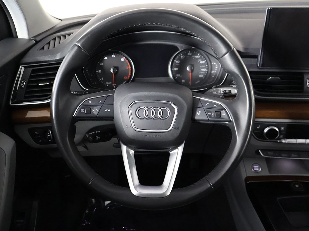Vehicle image 39 of 59