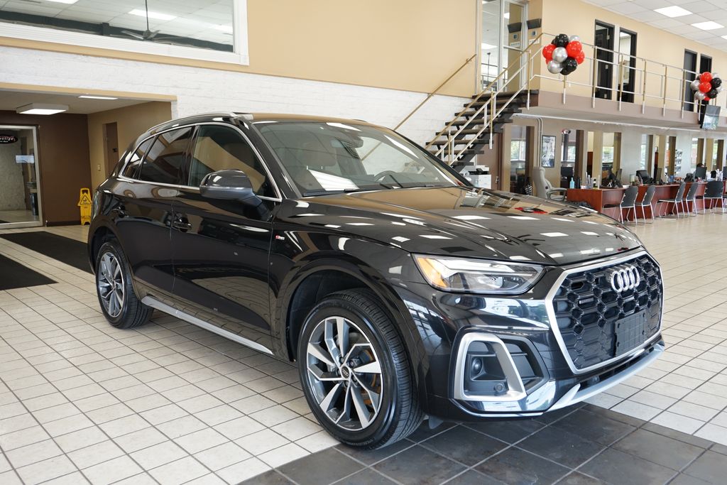 2023 Audi Q5 S Line Premium Image 3 of 58