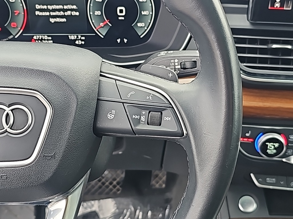 Vehicle image 16 of 36