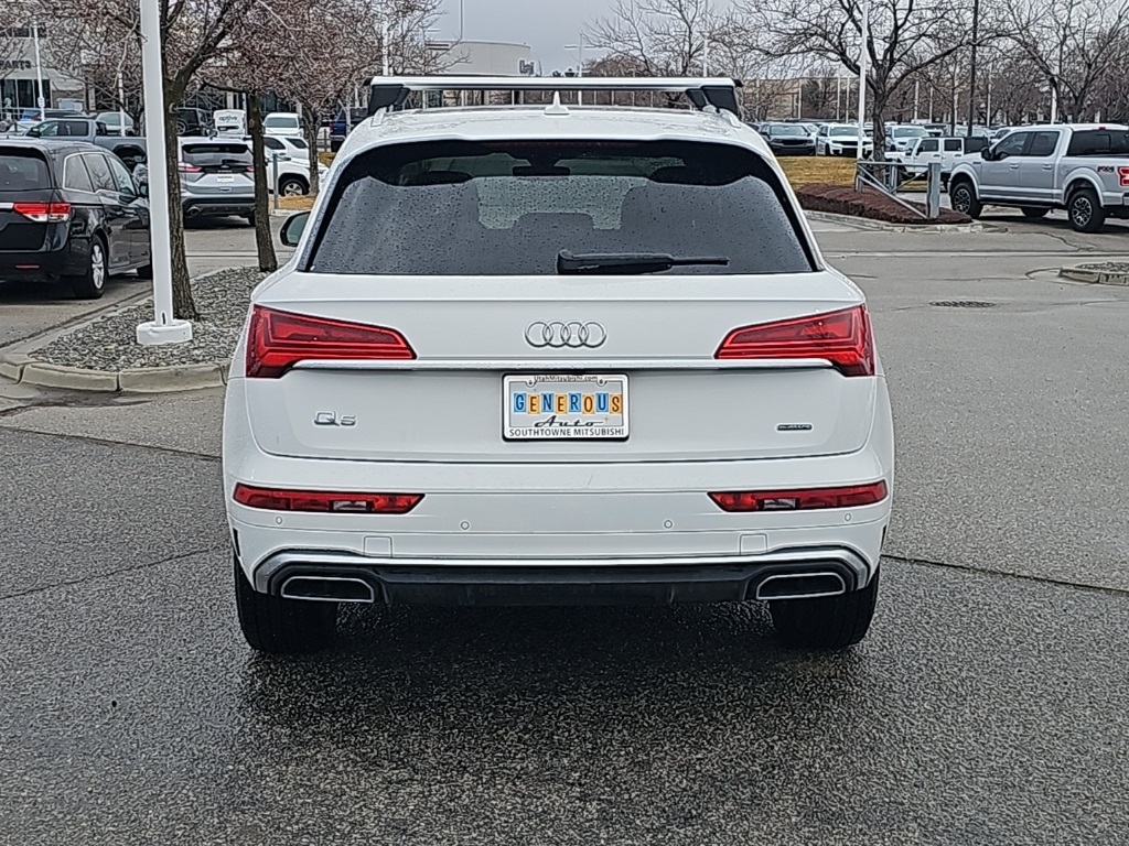 Vehicle image 6 of 36