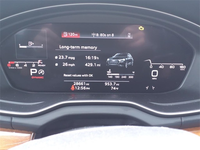 Vehicle image 17 of 32