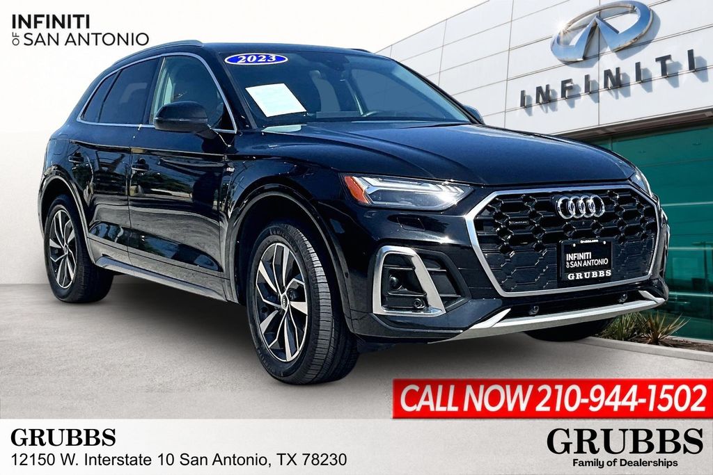 2023 Audi Q5 S Line Prestigez Image 3 of 47