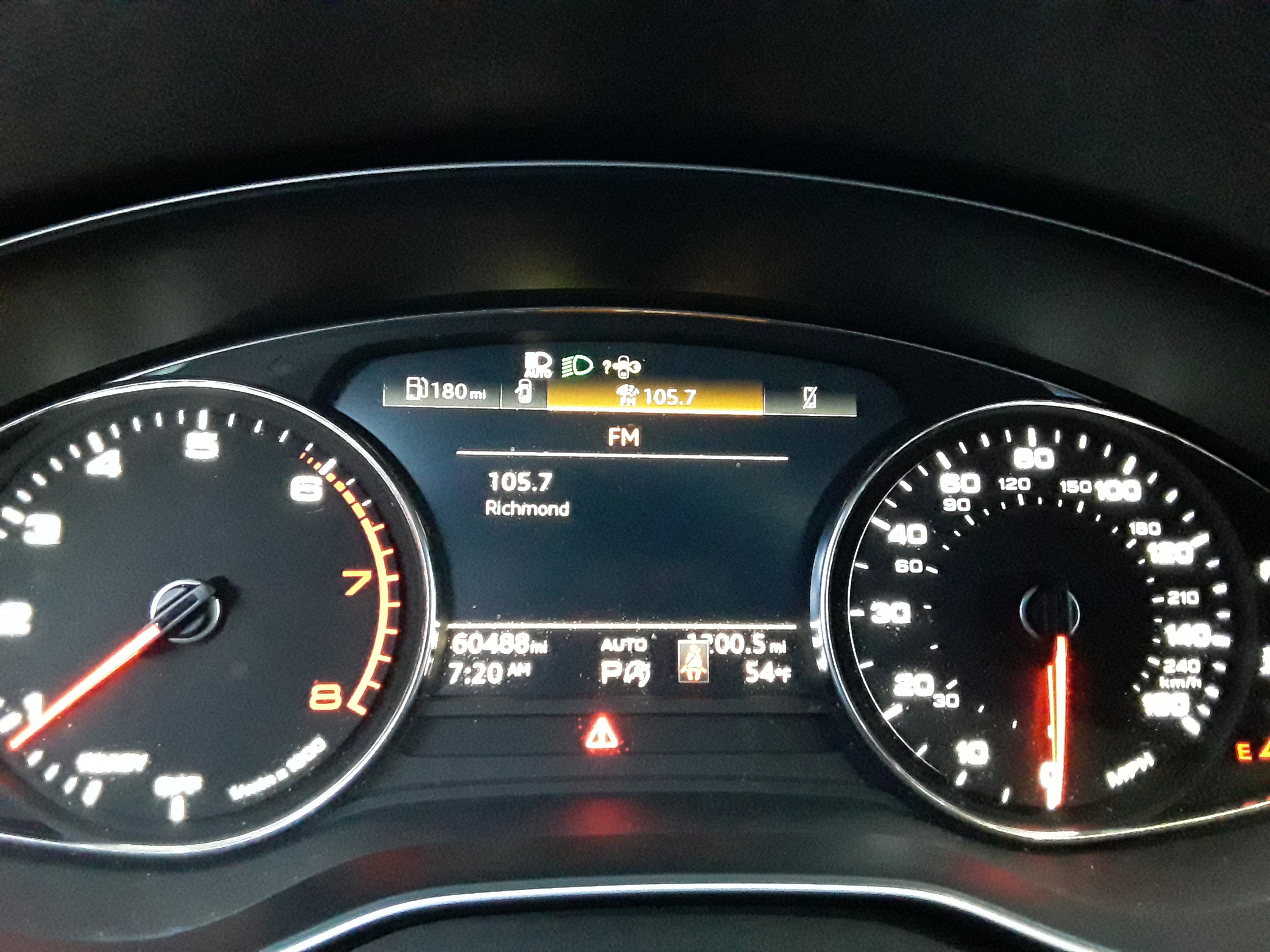 Vehicle image 11 of 20