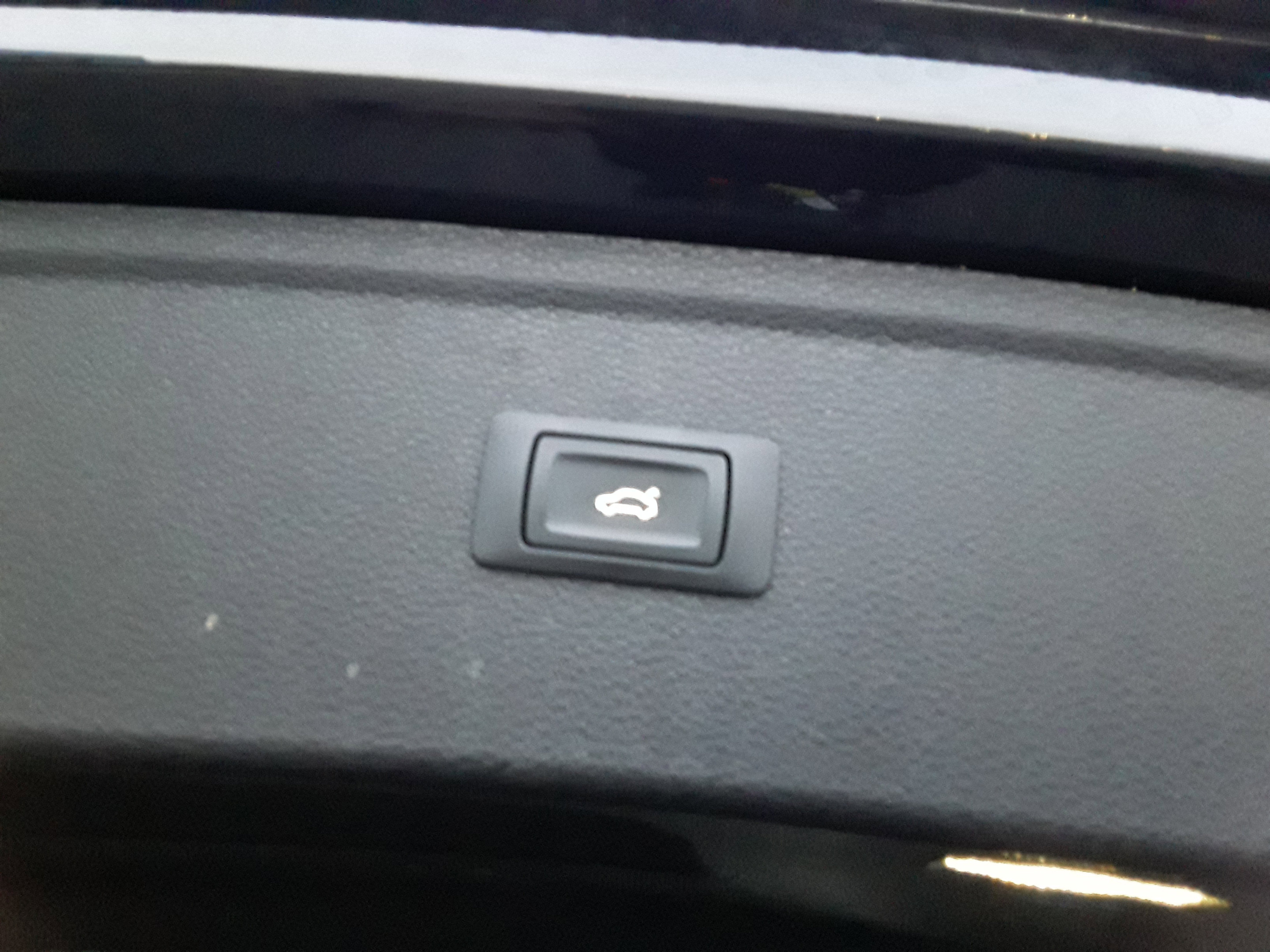 Vehicle image 6 of 20