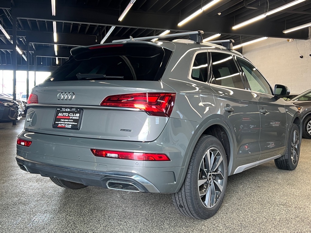 Vehicle image 3 of 25
