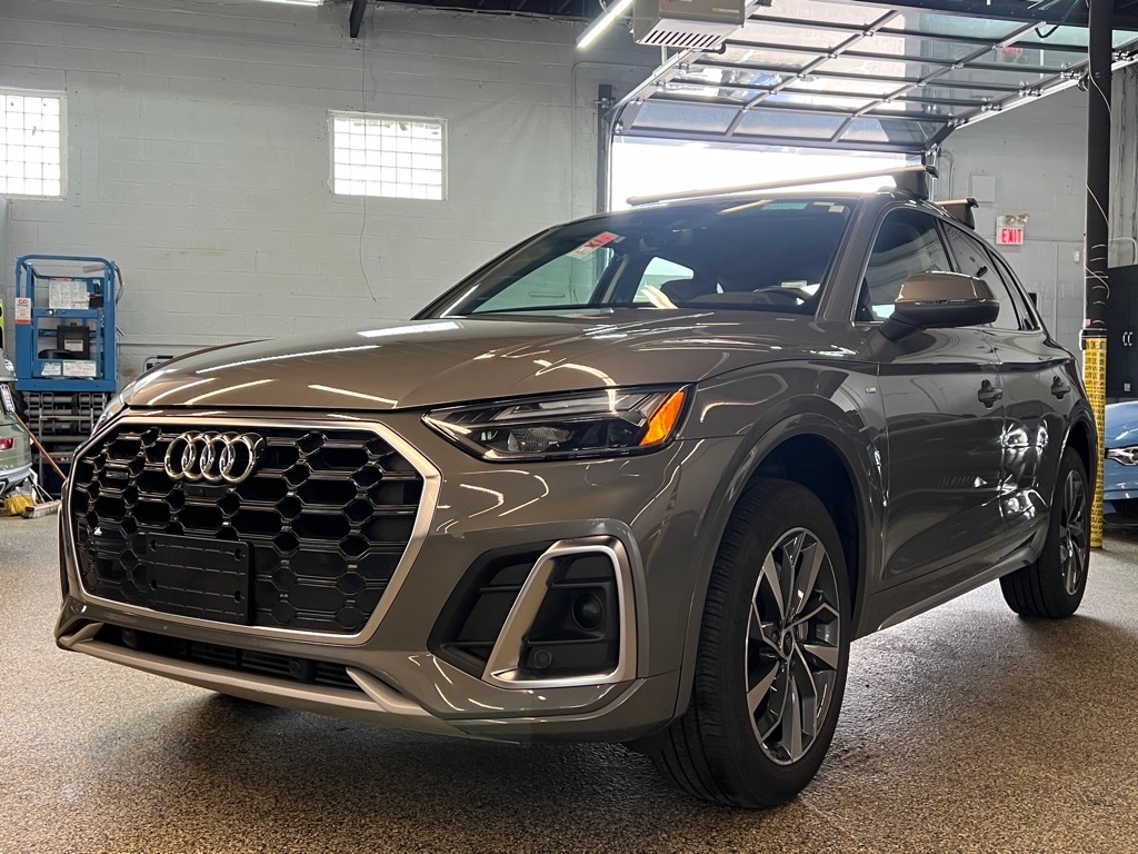 Vehicle image 1 of 25