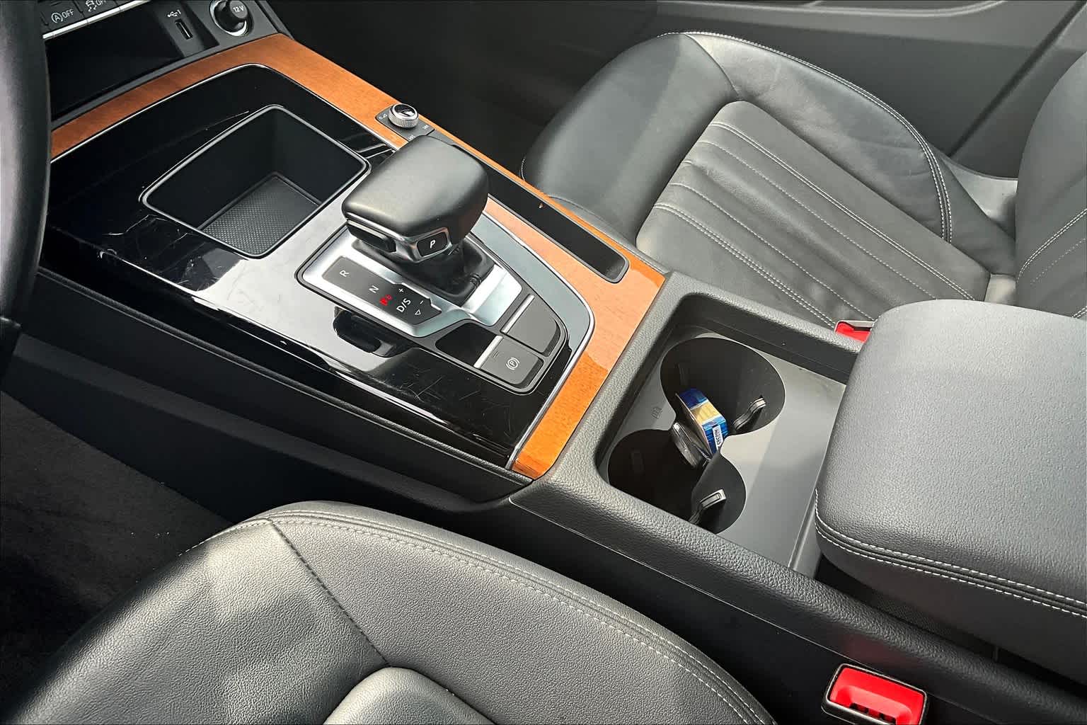 Vehicle image 20 of 36