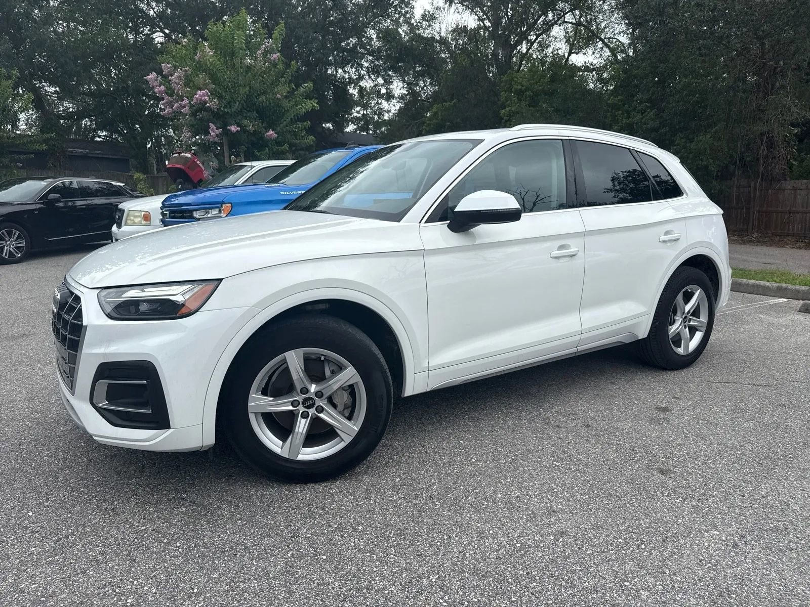 2023 Audi Q5 Premium Image 3 of 31