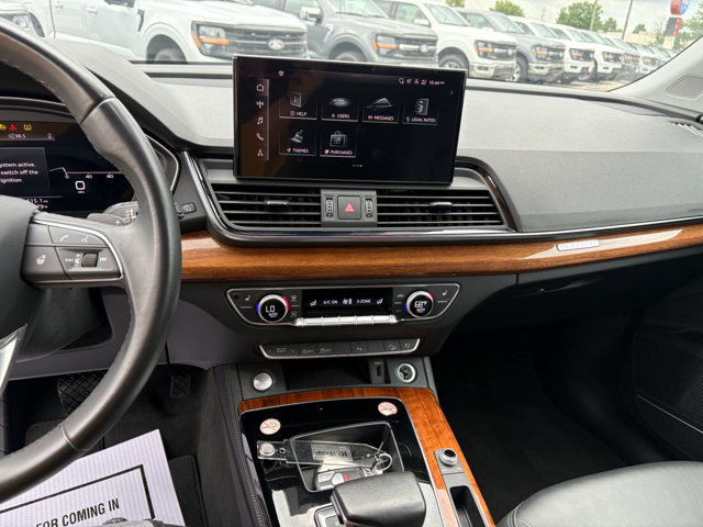 Vehicle image 9 of 9