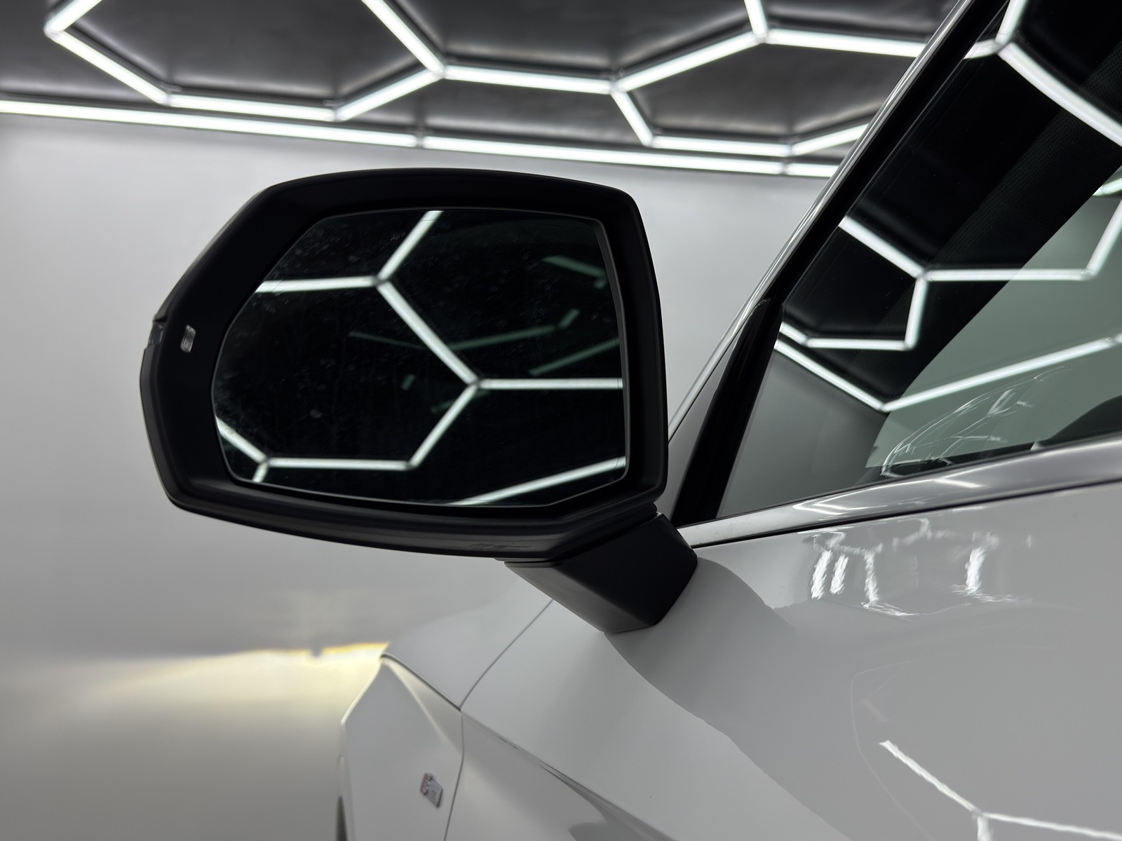Vehicle image 62 of 66
