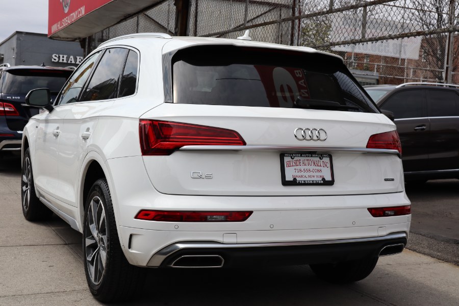 Vehicle image 41 of 53
