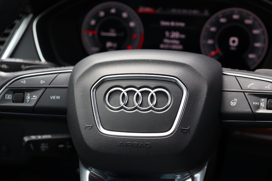 Vehicle image 39 of 53
