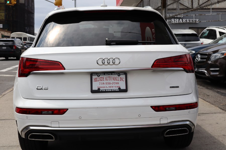 Vehicle image 42 of 53