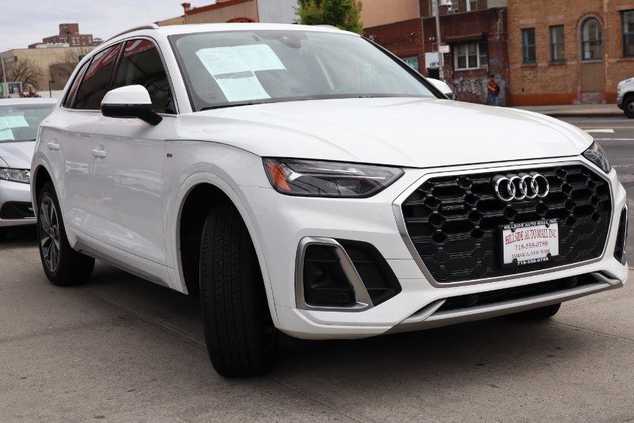 Vehicle image 4 of 53
