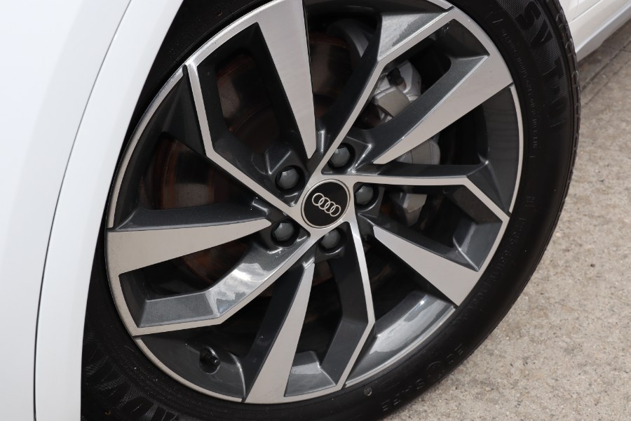 Vehicle image 6 of 53