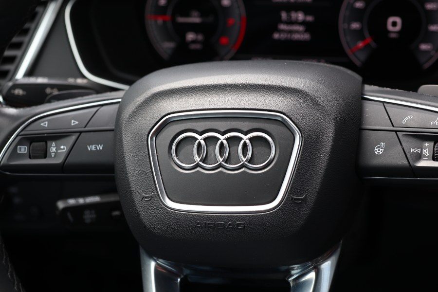 Vehicle image 26 of 53