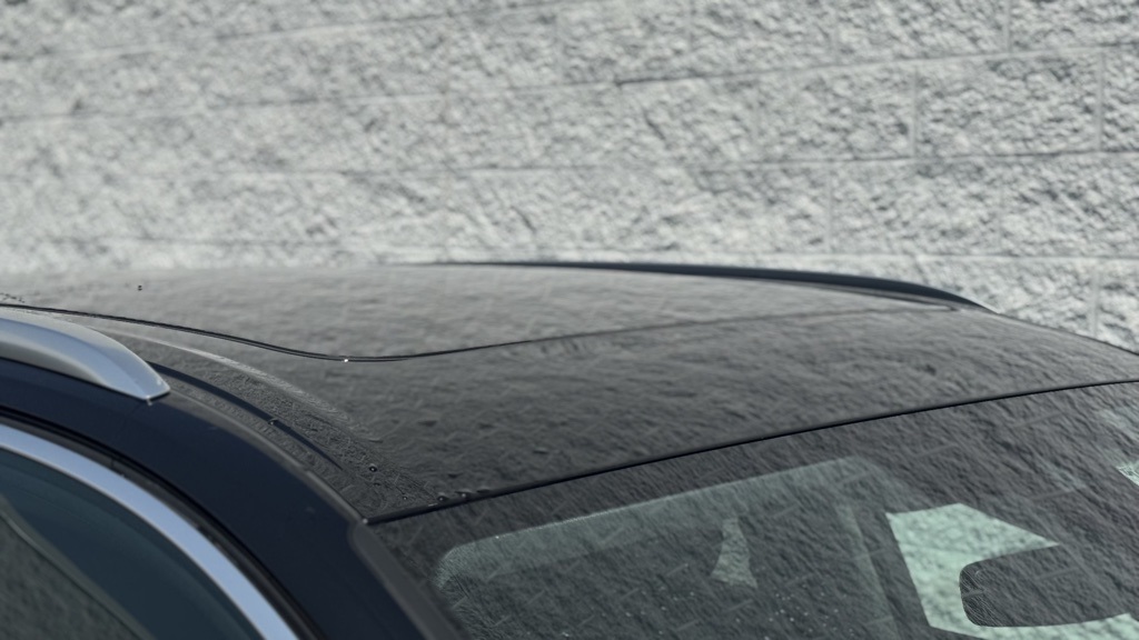 Vehicle image 9 of 23