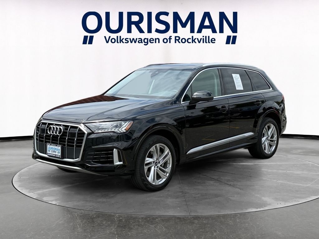 2023 Audi Q7 Premium Image 1 of 29