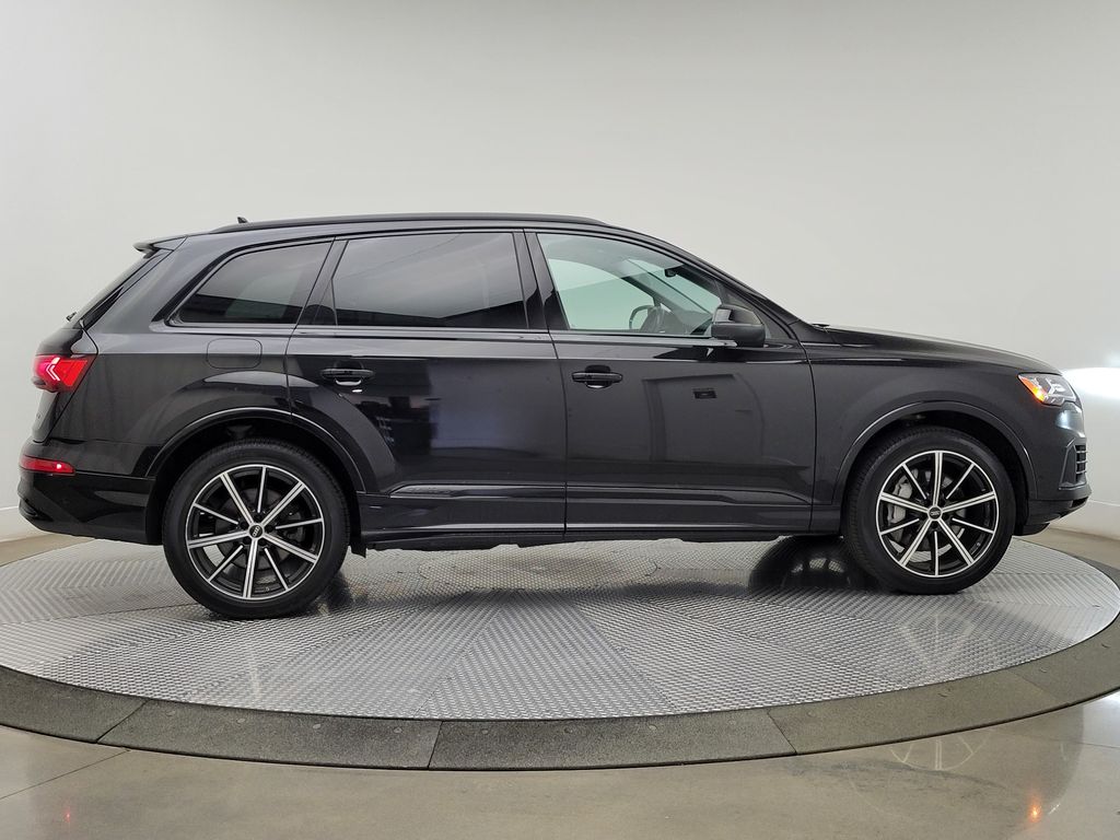 2023 Audi Q7 Premium Plus Image 3 of 53