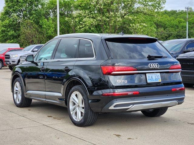 Vehicle image 7 of 31
