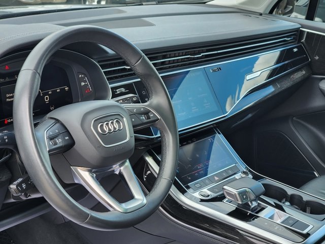 Vehicle image 27 of 31
