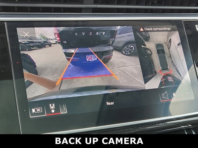 Vehicle image 10 of 31