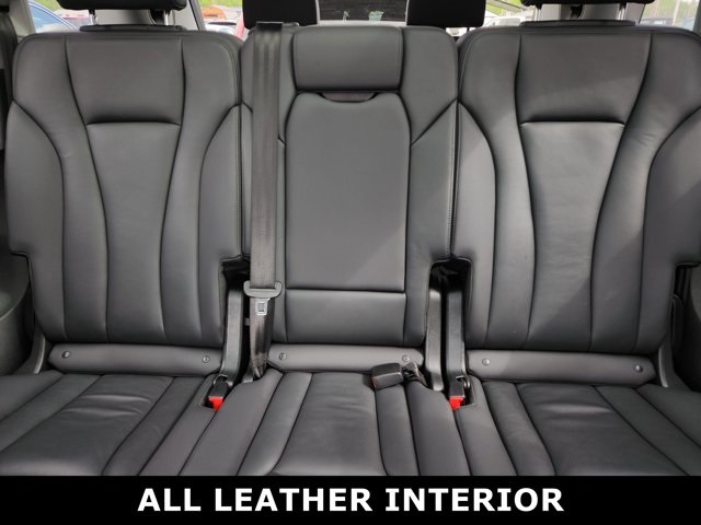 Vehicle image 16 of 31
