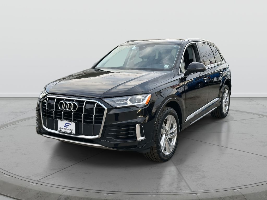 2023 Audi Q7 Premium Plus Image 2 of 32