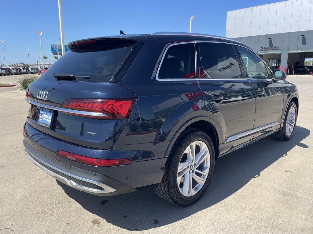 2023 Audi Q7 Premium Plus Image 3 of 24