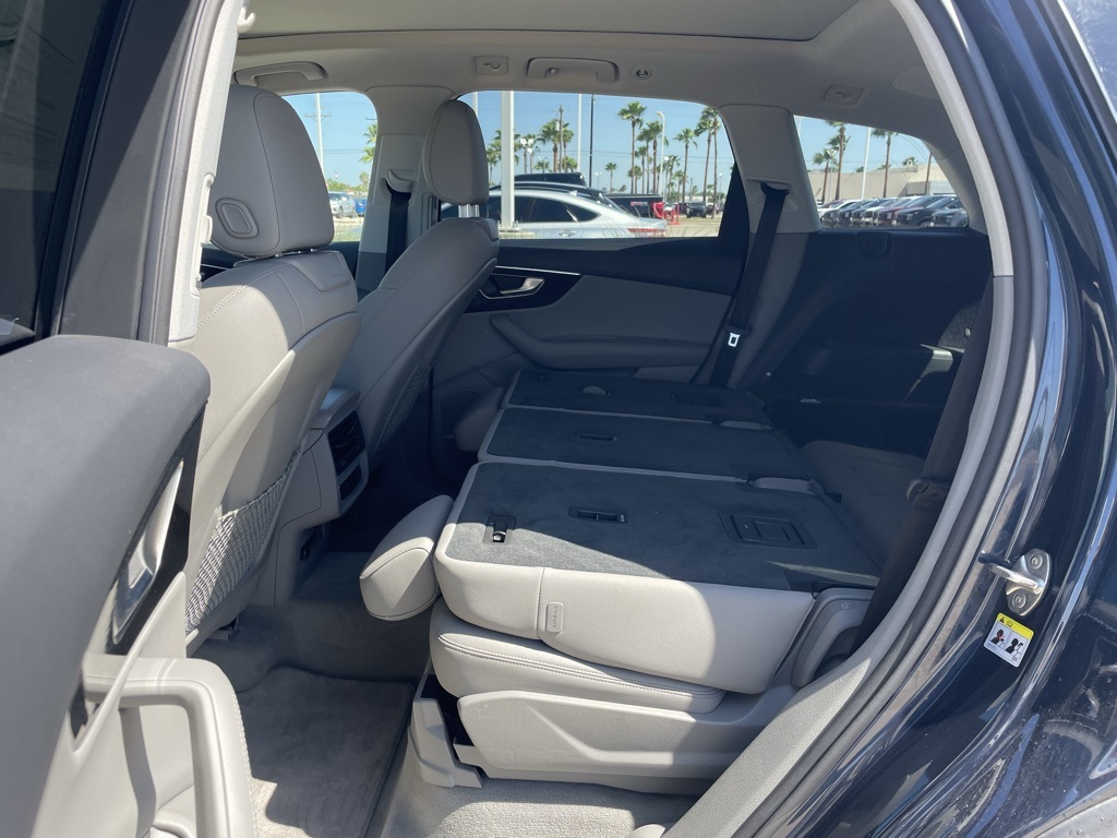2023 Audi Q7 Premium Plus Image 22 of 24