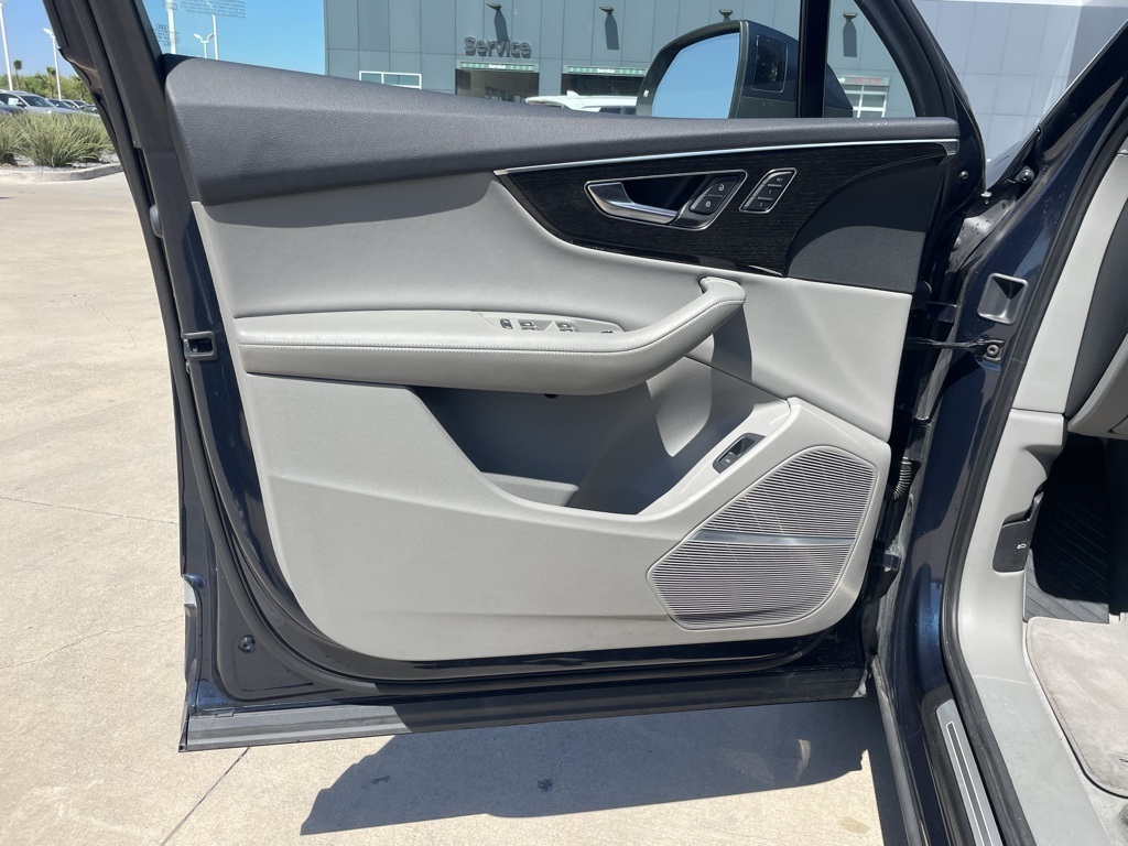 2023 Audi Q7 Premium Plus Image 19 of 24