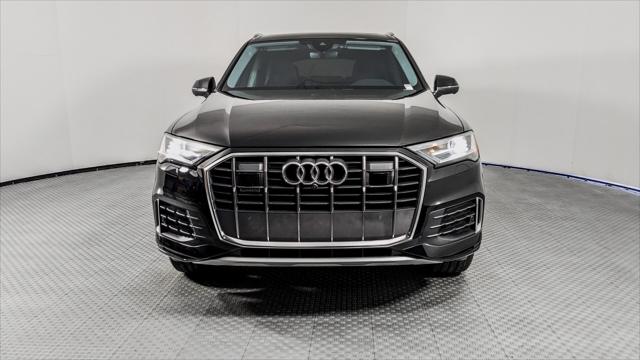 2023 Audi Q7 Premium Image 3 of 35