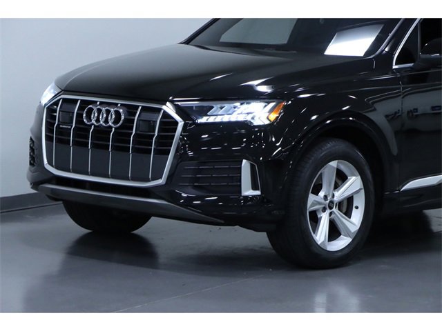 Vehicle image 9 of 31