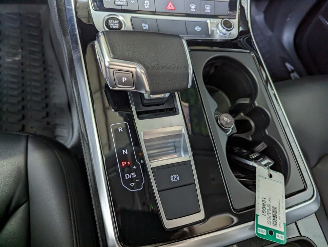 Vehicle image 19 of 26