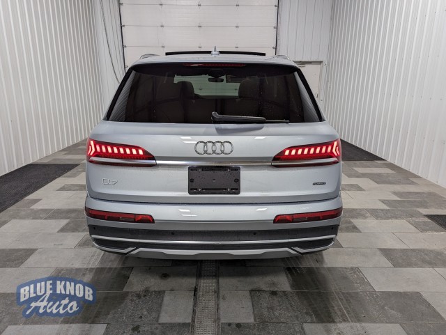 Vehicle image 5 of 26