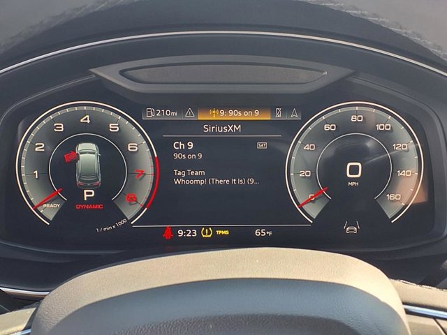 Vehicle image 23 of 40